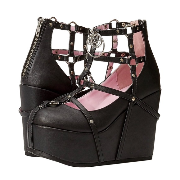 Demonia Shoes - Demonia Dark Magic ✨ Vegan Wedges